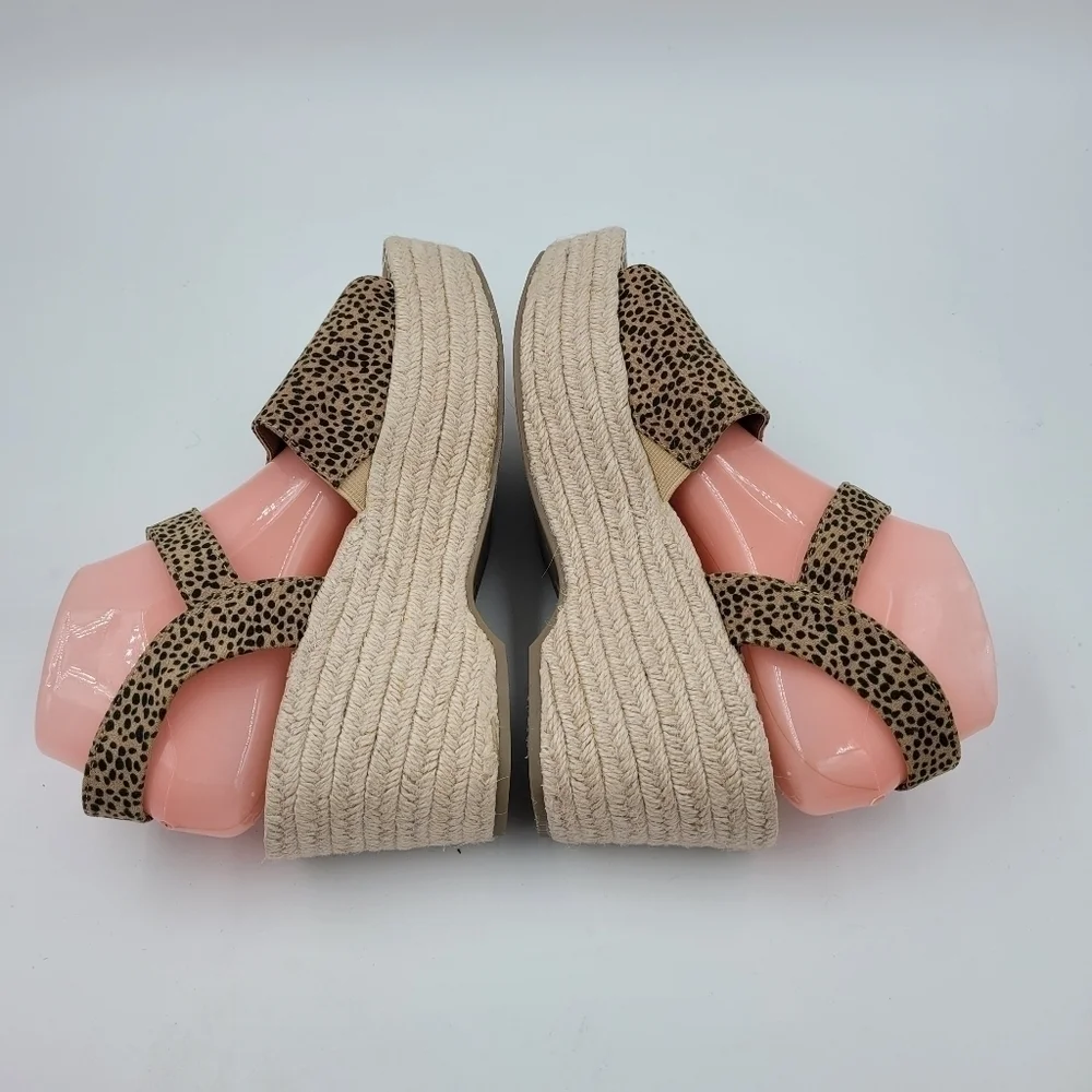 Universal Thread Dalmatian Espadrille Platform Sandals